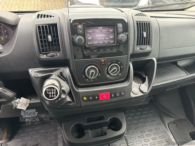 Furgon skrzyniowy CITROEN Jumper Koffer Klima Tiefrahmen
