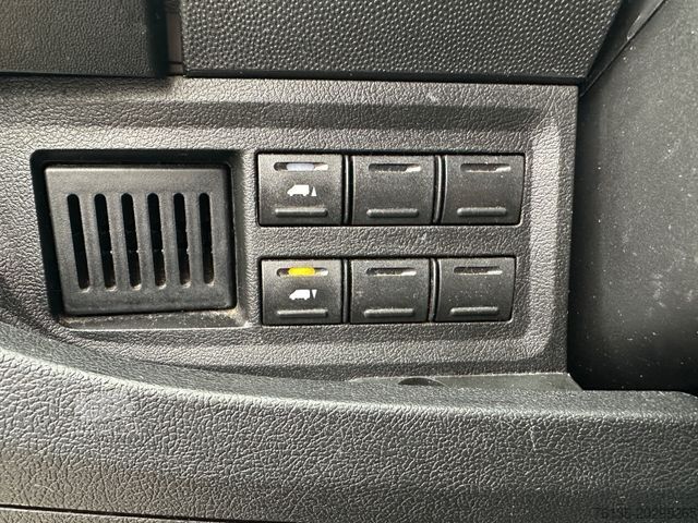 Furgon skrzyniowy CITROEN Jumper Koffer Klima Tiefrahmen