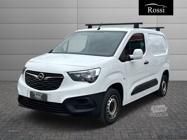 Compact van OPEL Combo IV - Combo cargo 1.5d 100cv L1H1 Edition mt5