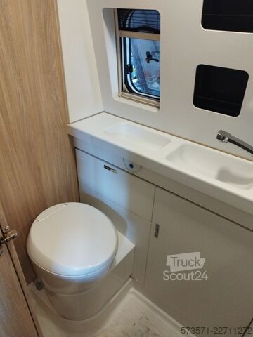 Camper Fiat Ducato Weinsberg Carabus 2023 Manual | Techo elevable