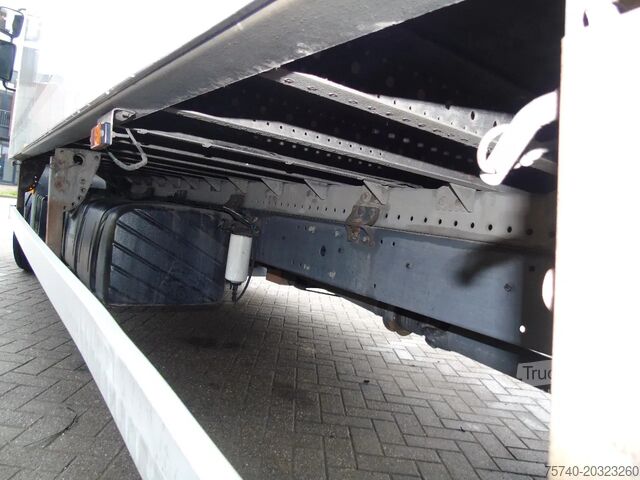 Matkalaukku DAF LF 220 DAF LF 220   12 TON