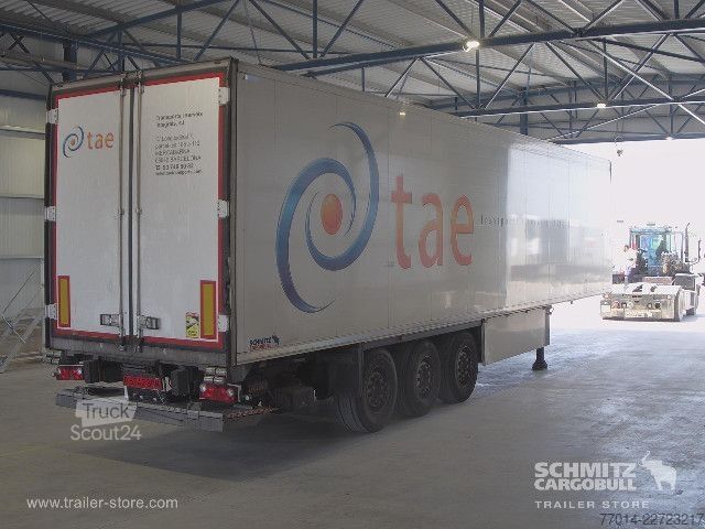 Semi-reboque frigorífico Schmitz Cargobull Reefer Standard Taillift