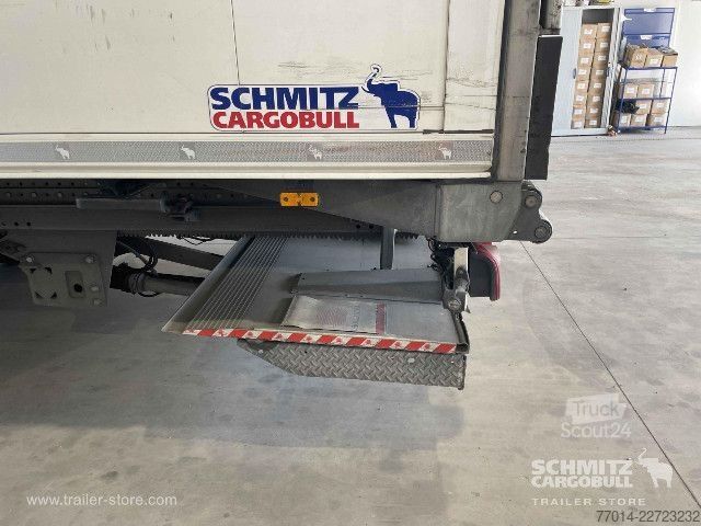Semi-reboque frigorífico Schmitz Cargobull Reefer Standard Taillift