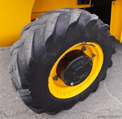 Empilhadeira todo-o-terreno JCB 940-4