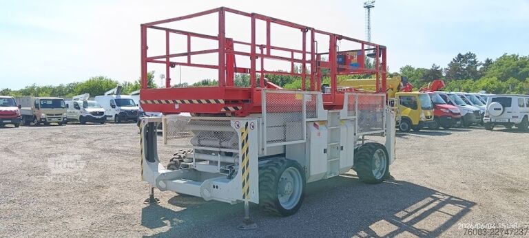 Plataforma de tesoura Genie GS3390 - 12,06 m - 4x4 - diesel