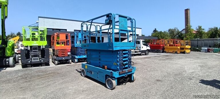 ножичний підйомник Genie GS4047 - 13,7m - electric