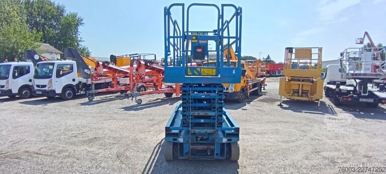 ножичний підйомник Genie GS4047 - 13,7m - electric