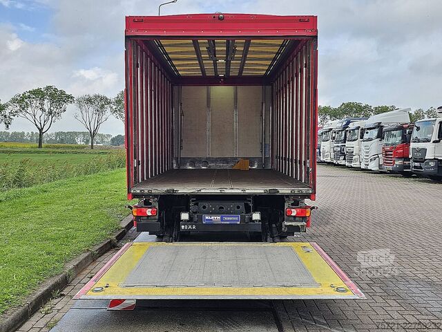 حقيبة سفر IVECO 140E25 EUROCARGO AIRCO TAILLIFT