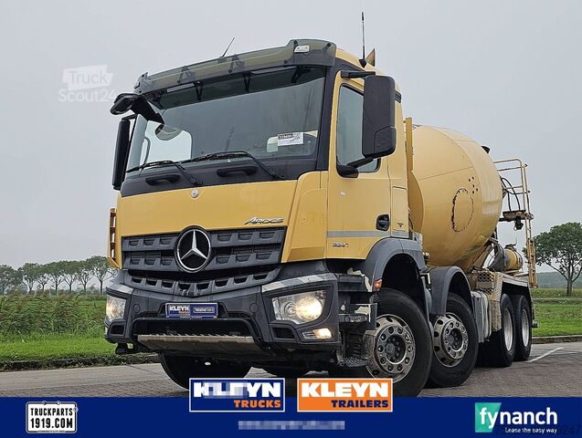 Blender MERCEDES-BENZ AROCS 3240