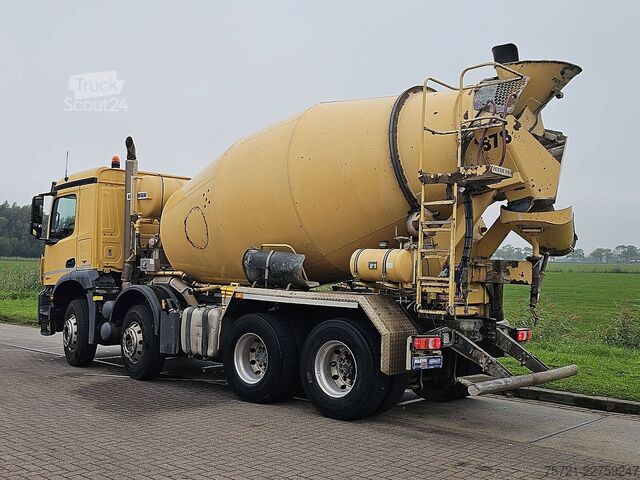 Blender MERCEDES-BENZ AROCS 3240