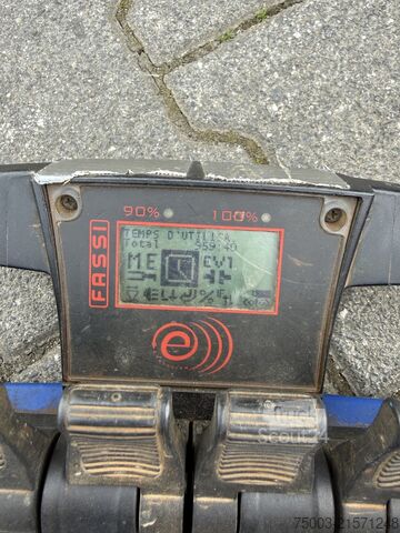 Plato nákladné auto Mercedes-Benz Arocs 2636 6X4 Kran Fassi F155