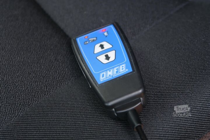 Volquete Fiat Ducato 2.2 180 S&S L4 3.5t MAXI DC 3 ZIJDIGE KI...