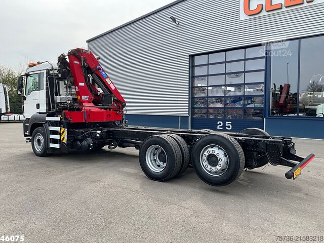Fahrgestell mit Fahrerhaus Man TGS 26.320 HMF 18 Tonmeter laadkraan