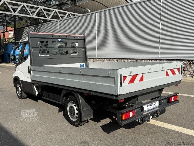 Fourgon pick-up IVECO 35S14E / 3,5T AHK / LED / Klima