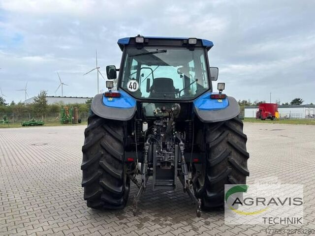 Trator New Holland TM 150