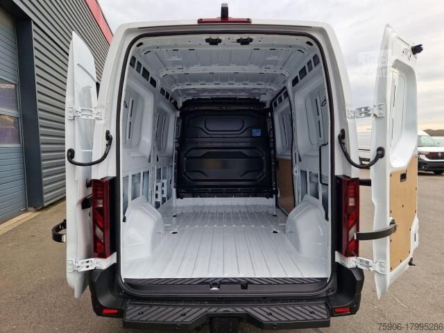 Kasa kamyoneti Renault Master L2H2