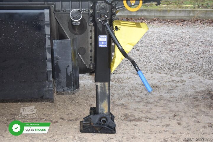 Semirimorchio frigorifero KRONE SDR Cool Liner FP 60 ThermoKing SLXi 300