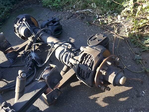 άξονας MERCEDES-BENZ ONBEKEND