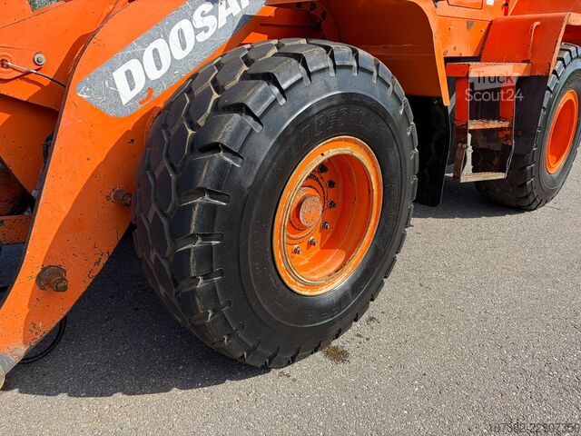 Radlader Doosan DL250-3