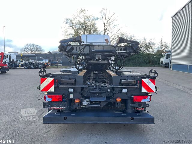 Containertransport Man TGS 35.480 Euro 6 8x4 Deuringer Garagetransporter