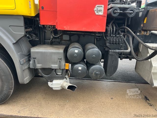 Standard tractor unit SCANIA R480 6x4 Holzkran