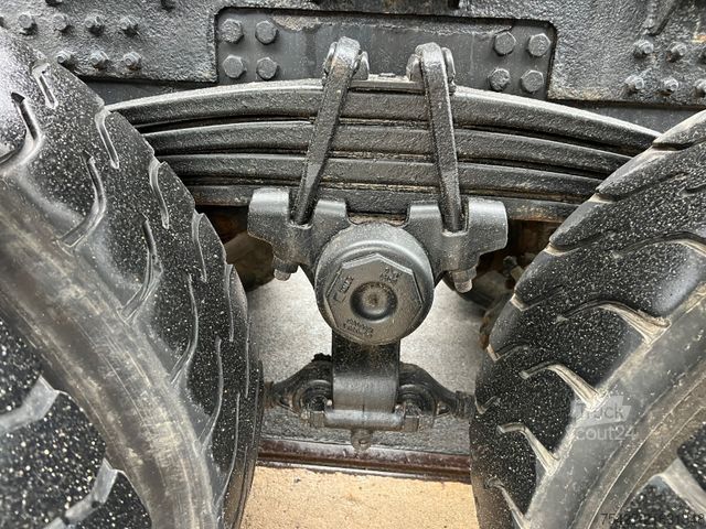 Standard tractor unit SCANIA R480 6x4 Holzkran