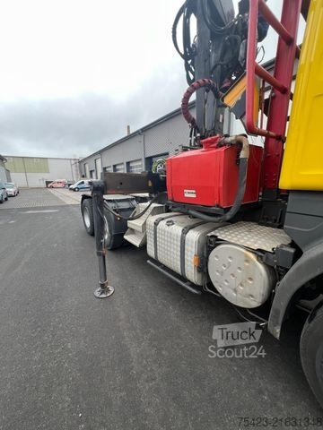 Standard tractor unit SCANIA R480 6x4 Holzkran