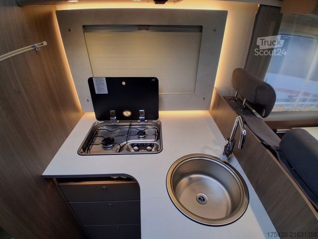 Half-integraal camper CARADO Edition25 T Ford 449 *Assistenz-Paket*