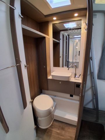 Half-integraal camper CARADO Edition25 T Ford 449 *Assistenz-Paket*