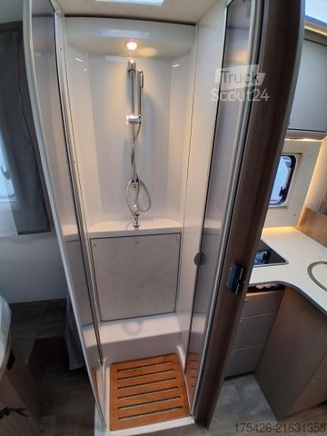 Half-integraal camper CARADO Edition25 T Ford 449 *Assistenz-Paket*