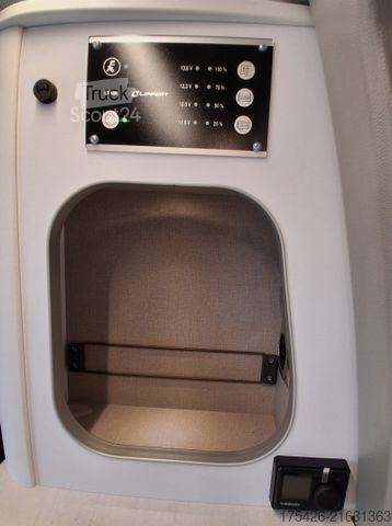 Camper van BÜRSTNER B66 UV 532 Copa *COPA + Anhängerkupplung*