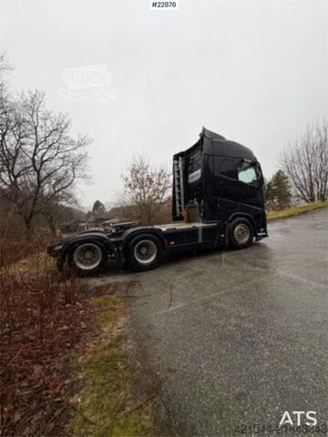 Standard tractor Volvo FH 6x2 tractor unit with ADR approval