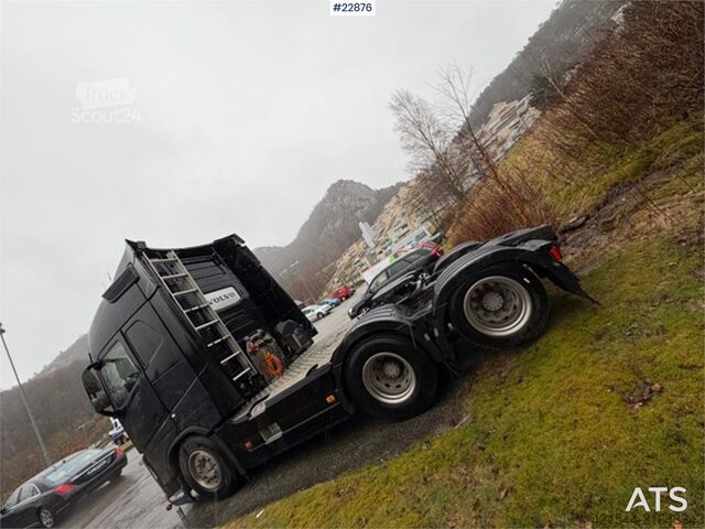 Standard tractor Volvo FH 6x2 tractor unit with ADR approval