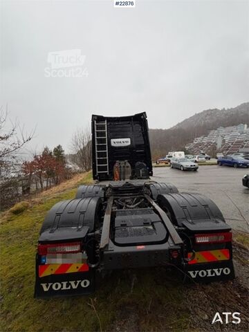 Standard tractor Volvo FH 6x2 tractor unit with ADR approval