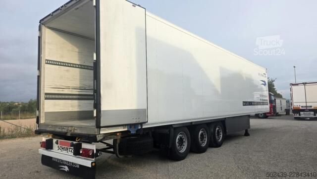 Semi-remorque frigorifique Schmitz Cargobull SCB