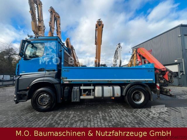 Camión de plataforma MERCEDES-BENZ Arocs 2158 / Palfinger PK 14002