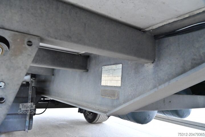 Box trailer  FAKA DS18  LBW Durchlader Reifen 60%