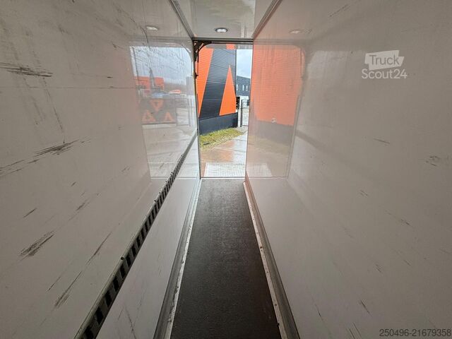 Trasporto refrigerato/congelato Mitsubishi Fuso Canter 4x2 THERMOKING V-500 Max / BOX L=43...