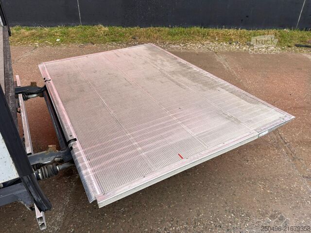 Trasporto refrigerato/congelato Mitsubishi Fuso Canter 4x2 THERMOKING V-500 Max / BOX L=43...