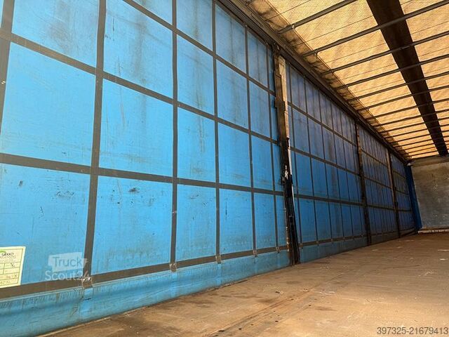 Skyvbare presenninger BP TRAILER Curtainsider / City-Plane Stapler