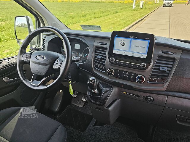 Camioneta familiar de techo alto FORD TRANSIT CUSTOM 2.0 L2H1 Navi Trekhaak!