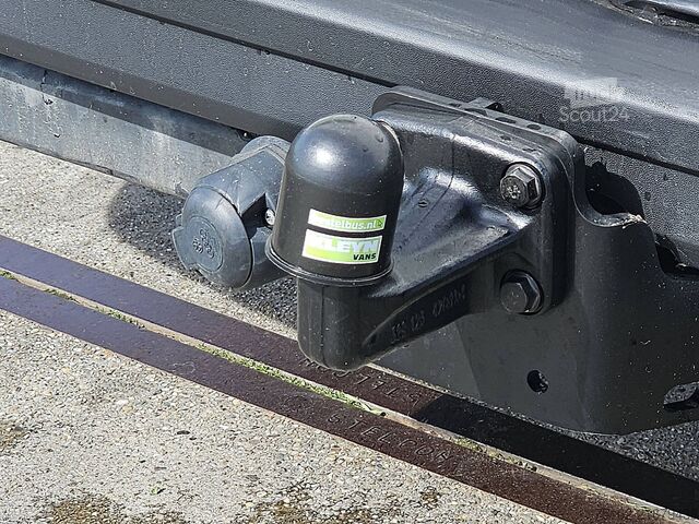 Magastetős kombi VOLKSWAGEN CRAFTER 35 2.0 L3H3 140Pk Automaat!