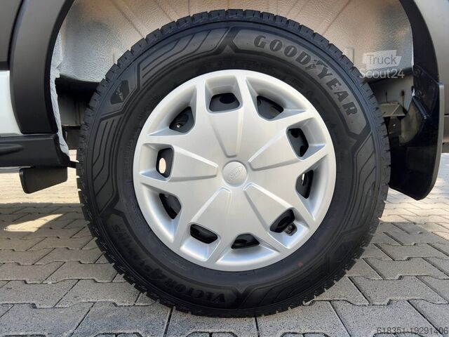 Panelová dodávka FORD TRANSIT 330 L2 H2 Kasten LKW Trend 96 kW