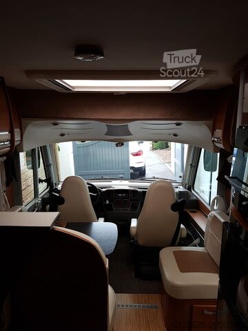 Camping-car intégré Pilote Explorateur G742 LCE