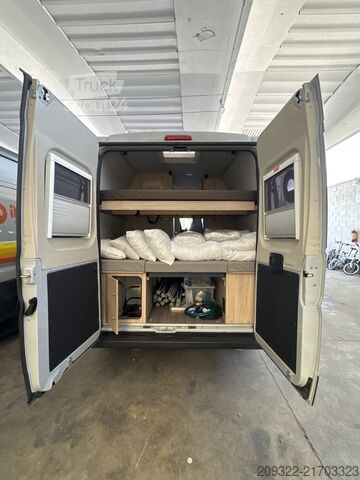 Caravana/autocaravana Fiat Ducato Weinsberg Carabus 600K | 2023 | EURO 6 | Venditore professionale
