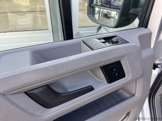 Karavan sa visokim krovom Volkswagen Crafter 35 2.0 TDI L3H2 Airco Cruise Bleutooth ...