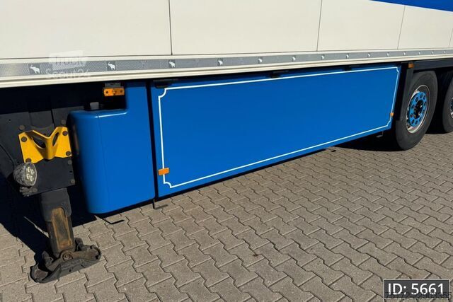 Gekoeld/bevroren transport Schmitz Cargobull SCB/S3B / Carrier Vector 1550 / Taillift / Pall...