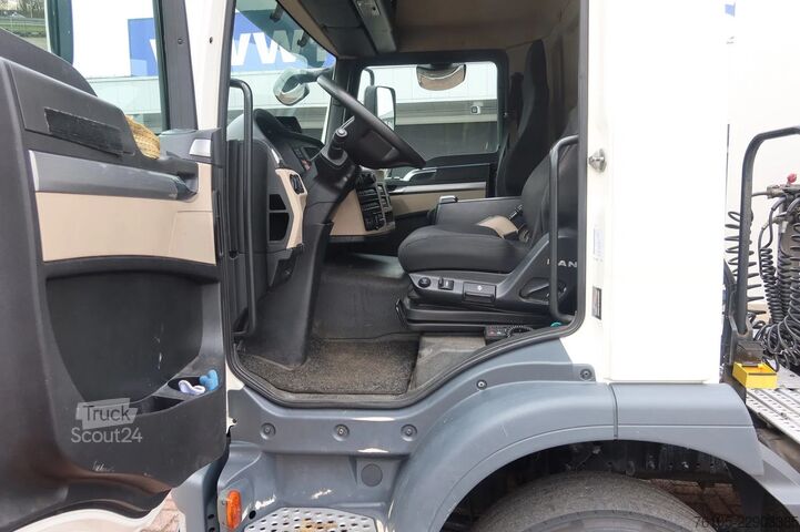Estándar-SZM MAN TGM 15.290 Trekker + Heiwo city trailer geisole...