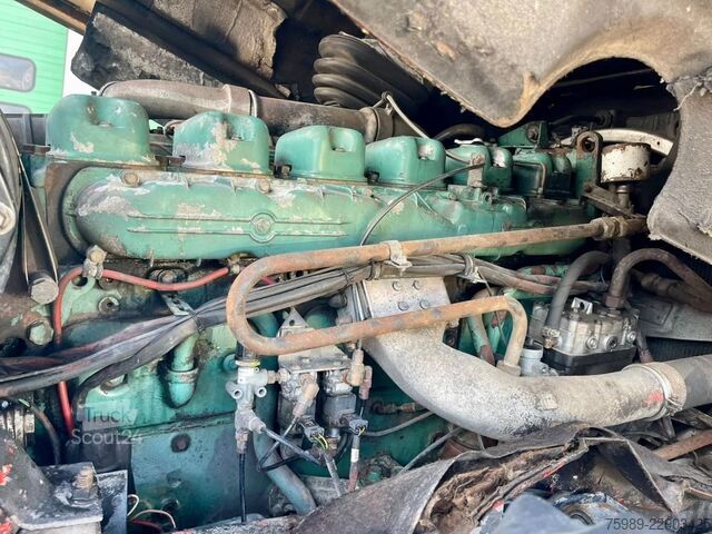 Cisterna Volvo F 12 15000 L 3 COMPARTMENTS, HANDGESCHAKELD, ADR