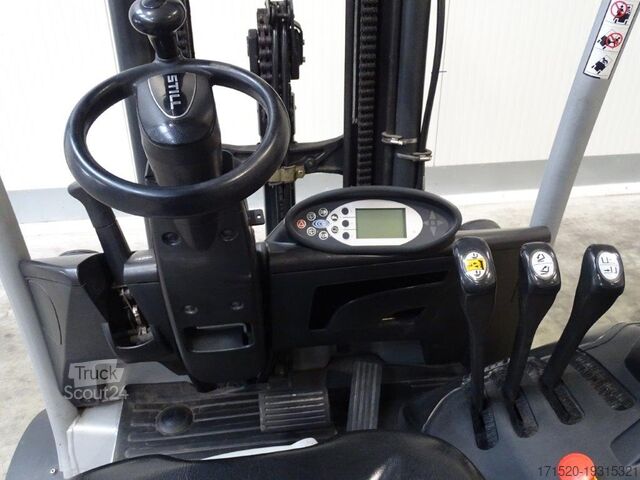 Ön yükleyici forklift Still RX60-25 - TRIPLEX